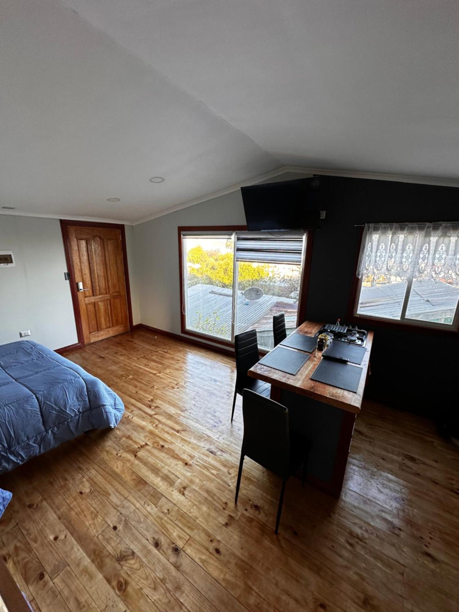 פוארטו מונט Hostal Y Cabanas Mirando Al Mar מראה חיצוני תמונה